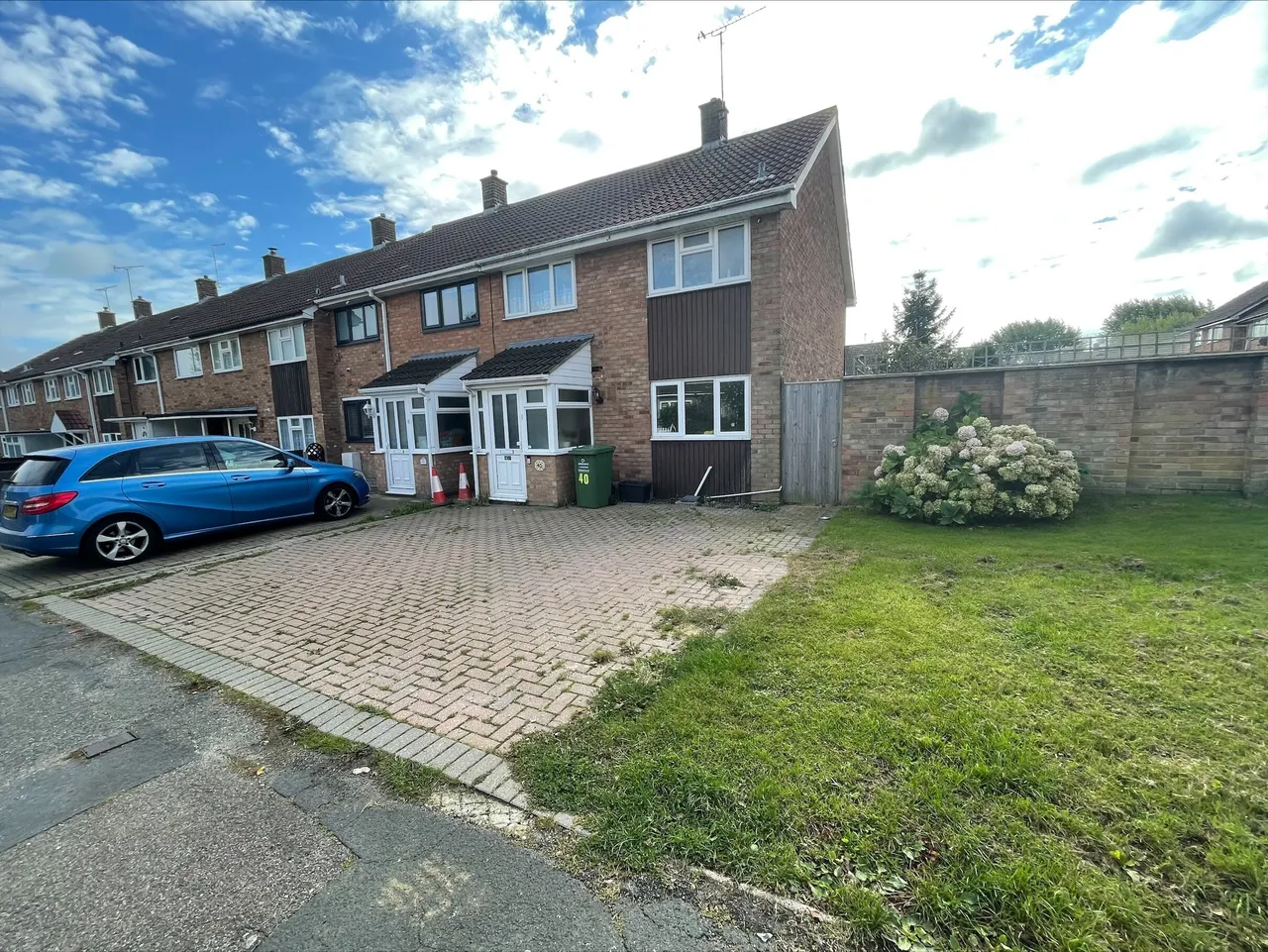 3 bed house to rent — FRYERNS, BASILDON