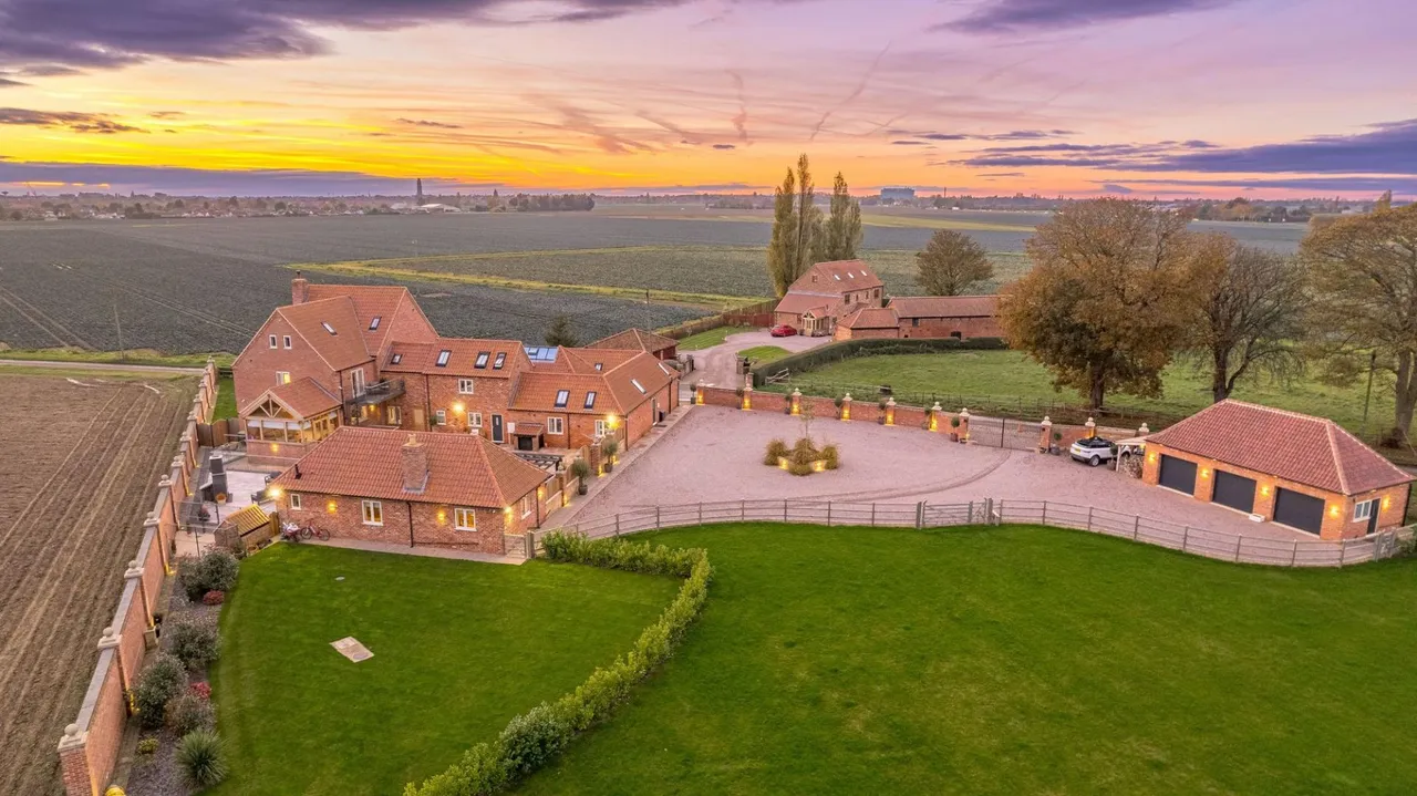 6 bed house for sale, Wythes Lane, Fishtoft, PE21
