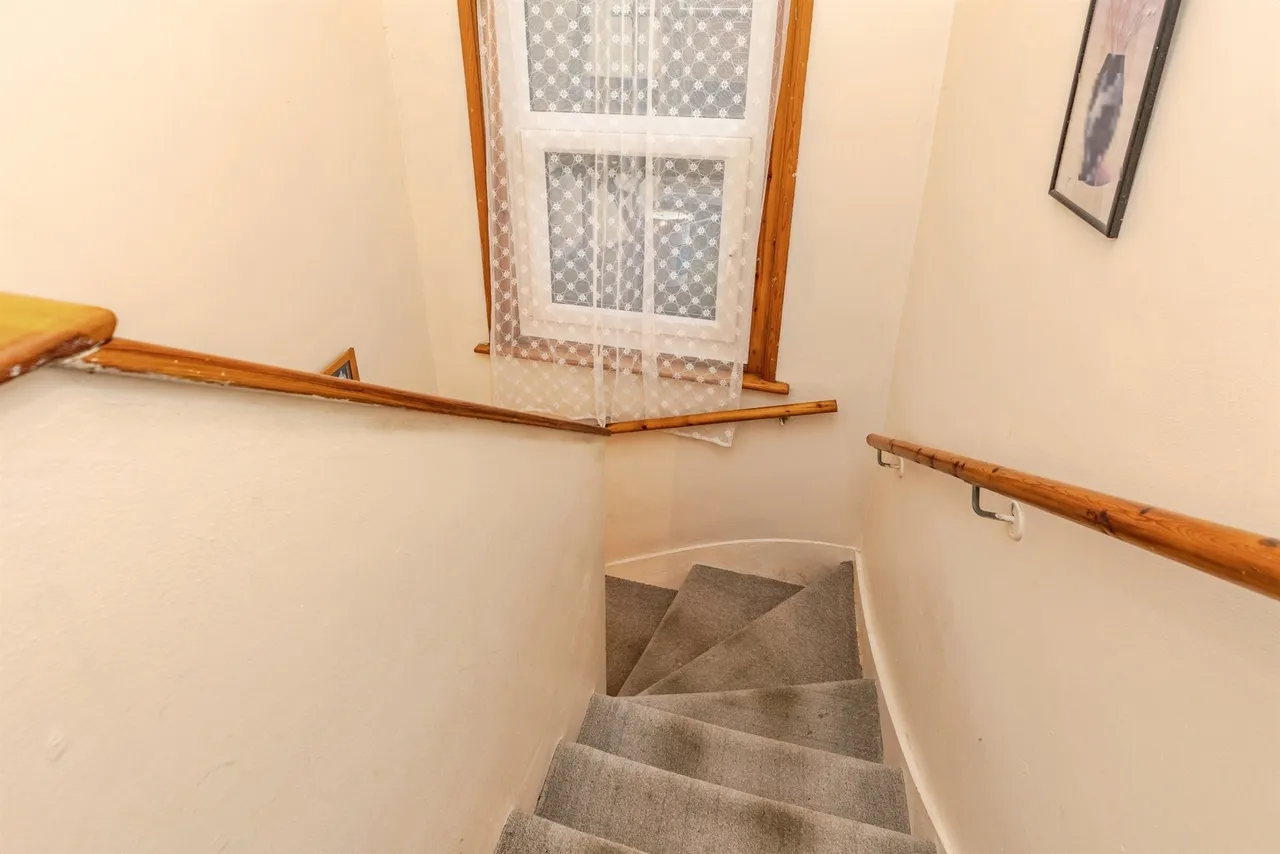 Caves Road, St. Leonards-On-Sea, TN38, photo 19