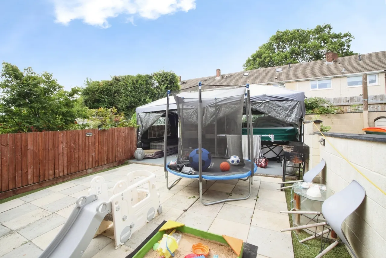 Dawson Close, NEWPORT, Gwent, NP19, photo 18