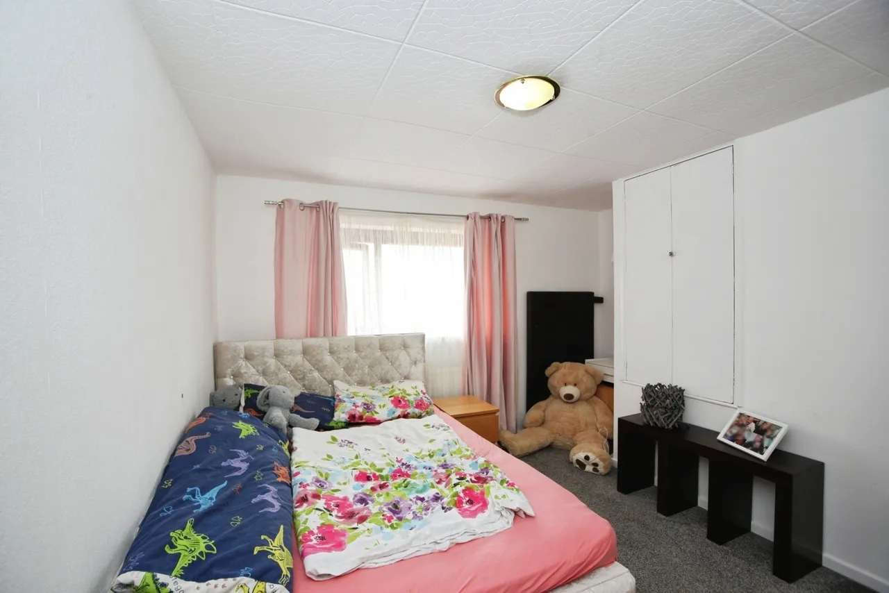 Dawson Close, NEWPORT, Gwent, NP19, photo 10