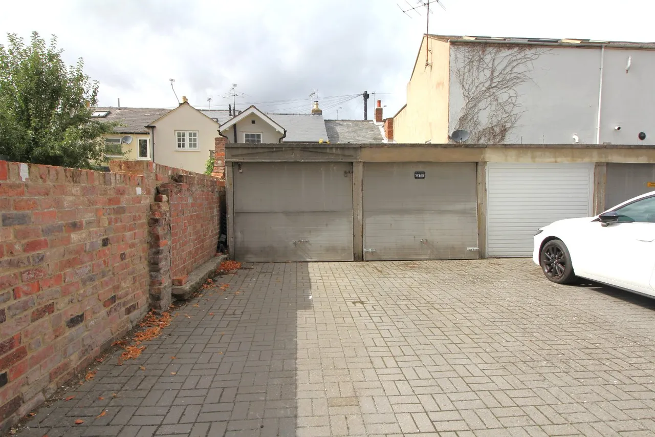 Priory Street, Cheltenham, GL52, photo 9