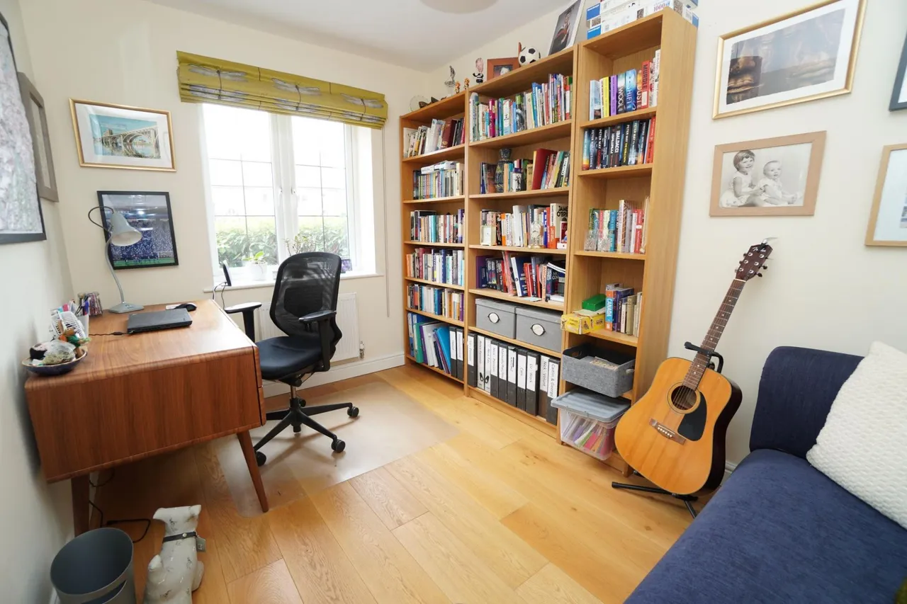 Wicket Close, Loughborough, LE11, photo 10