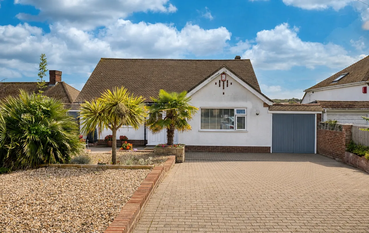 3 bed house for sale, Dumpton Park Drive, Broadstairs, CT10
