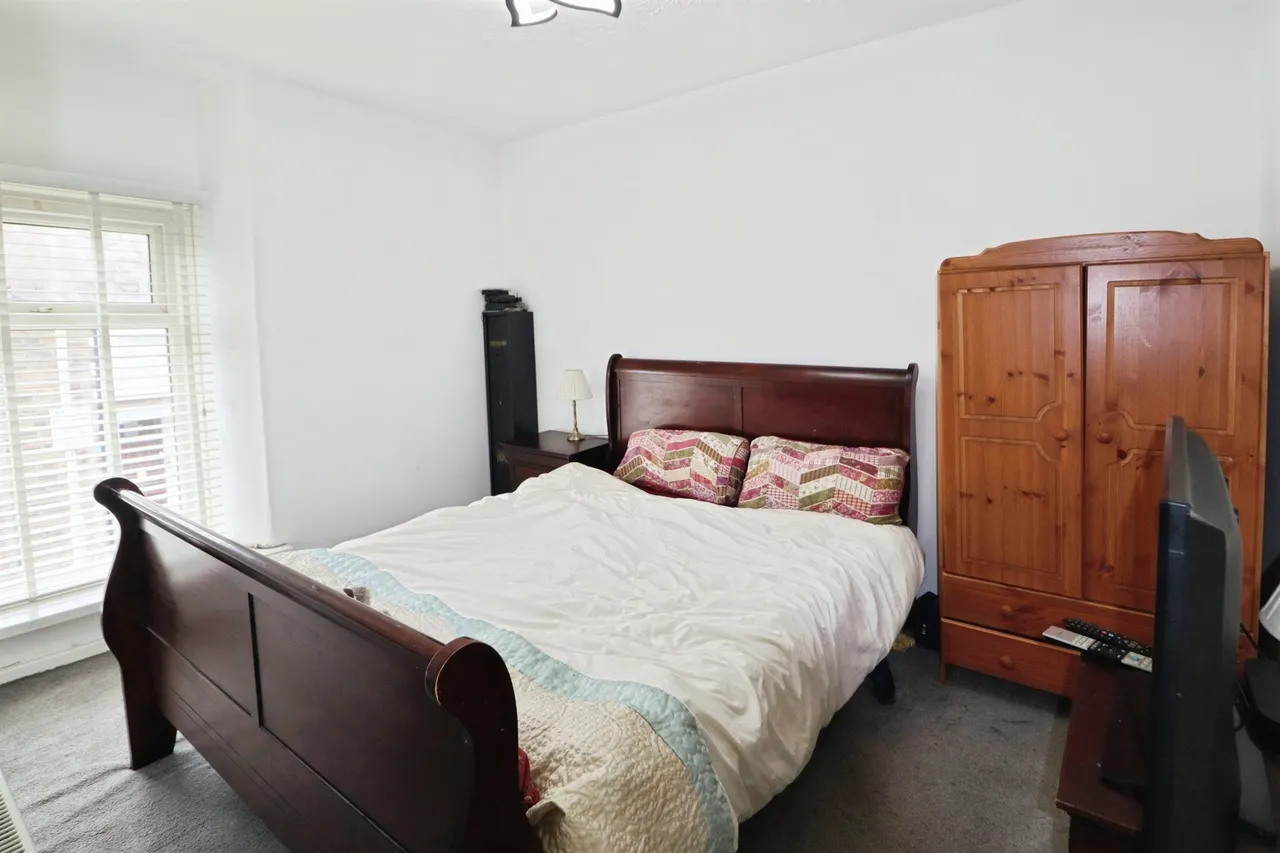 Middle Street, Pontypridd, CF37, photo 10