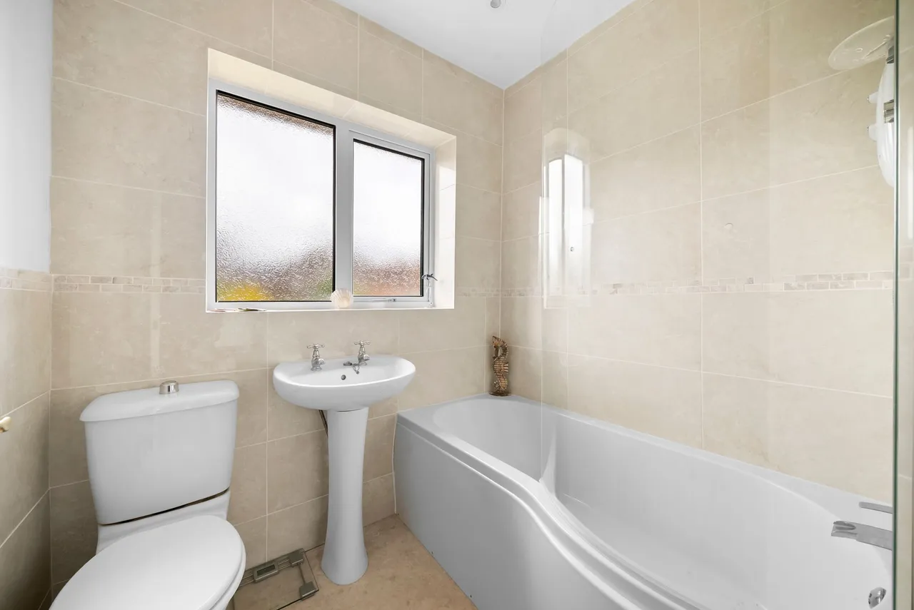 Hawes Road, Harrogate, HG1, photo 7