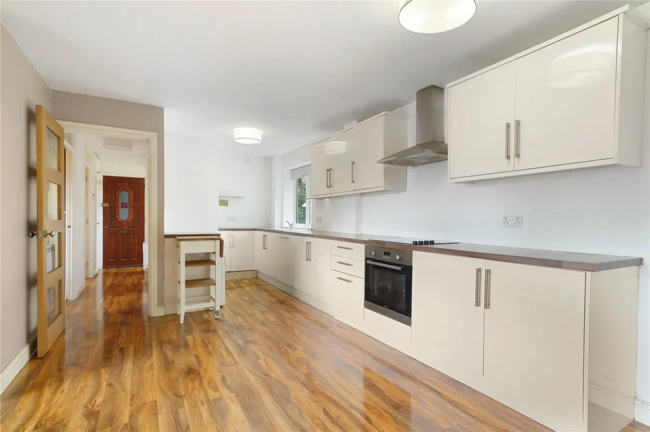West Oakhill Park, Liverpool, L13, photo 7