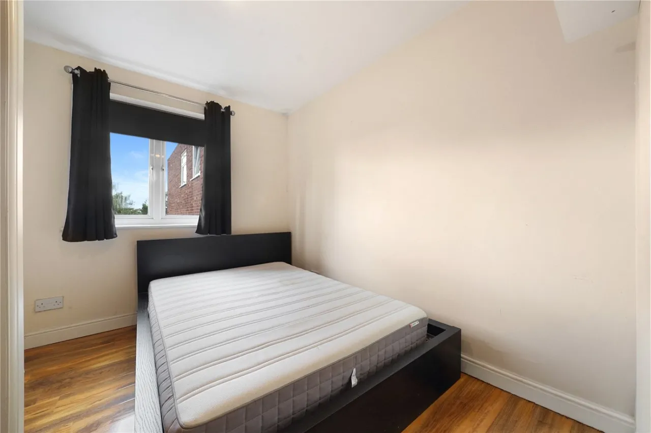 West Oakhill Park, Liverpool, L13, photo 17