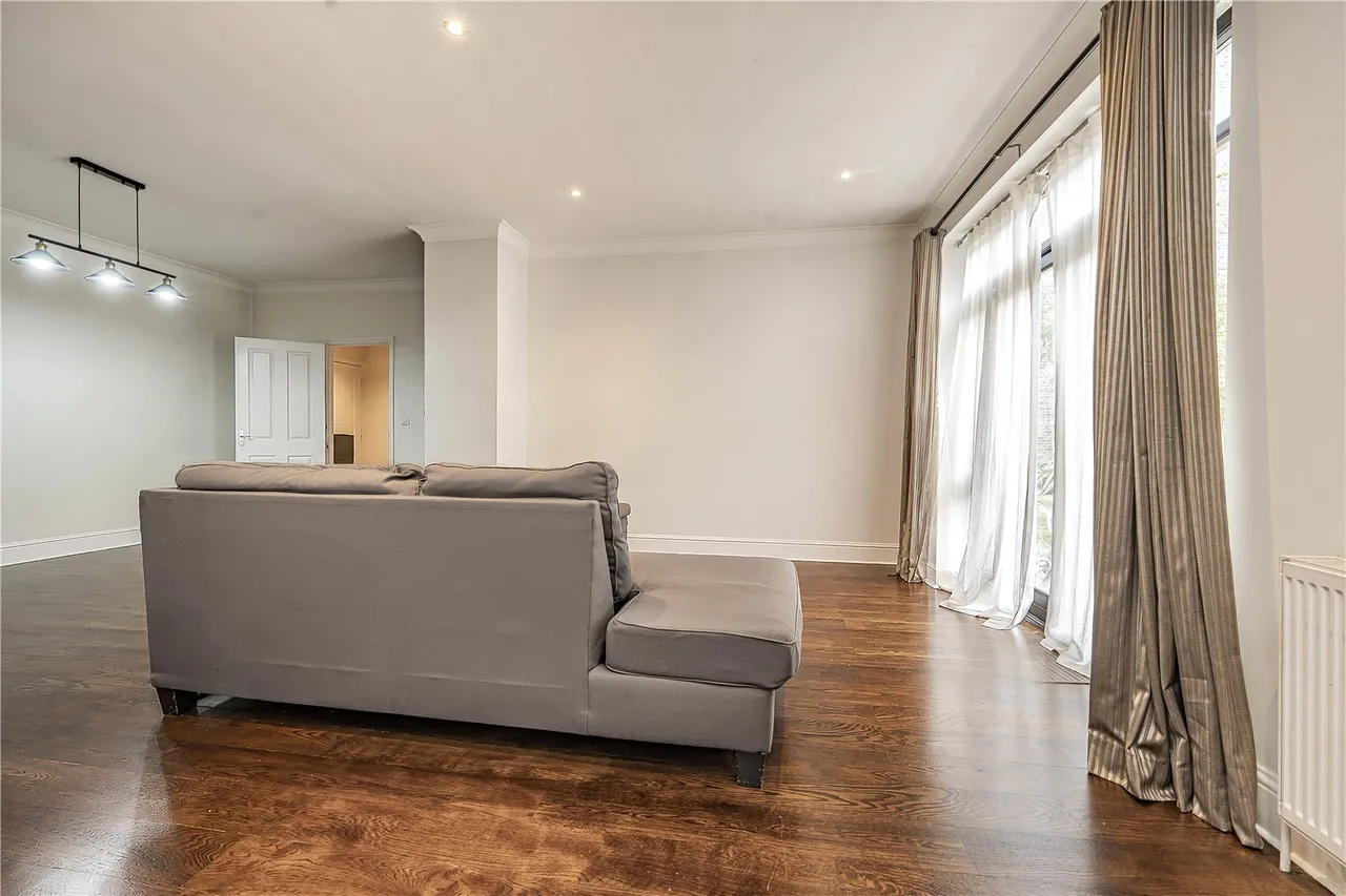 Borough Road, Isleworth, TW7, photo 2