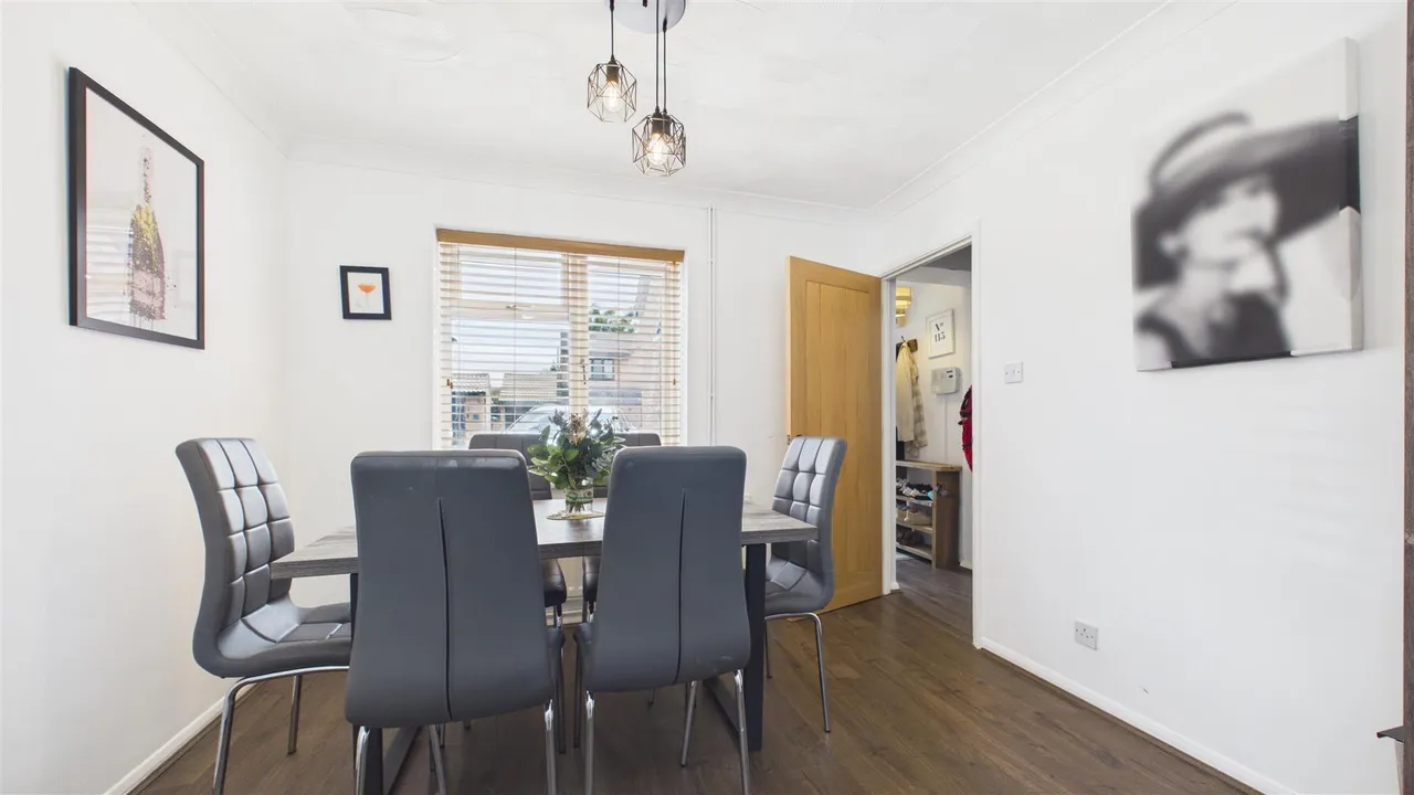 Swift Close, DEEPING ST JAMES, photo 9