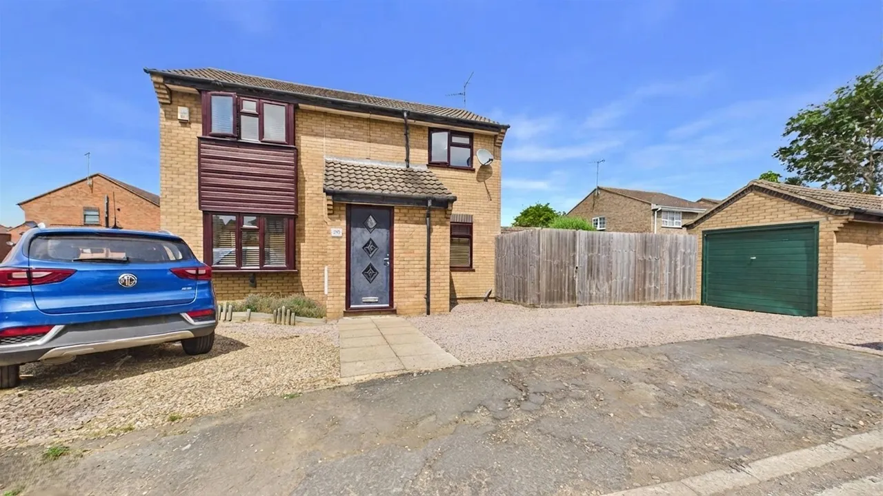 3 bed house for sale — Swift Close, DEEPING ST JAMES