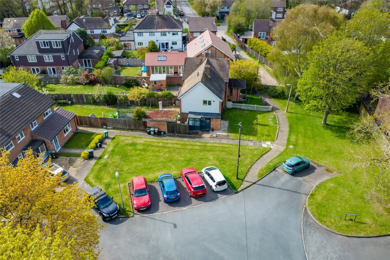 Bishops Close, St. Albans, AL4, photo 15