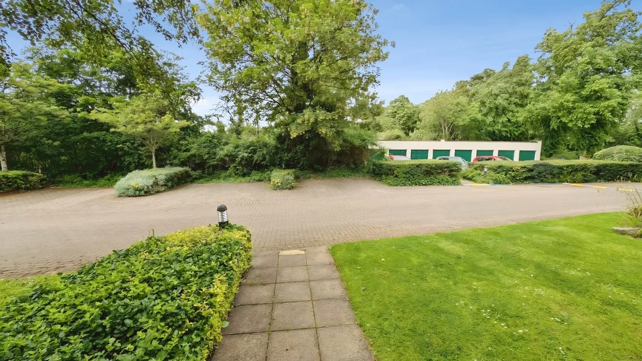 Gravel Hill Road, Yate, BS37, photo 12