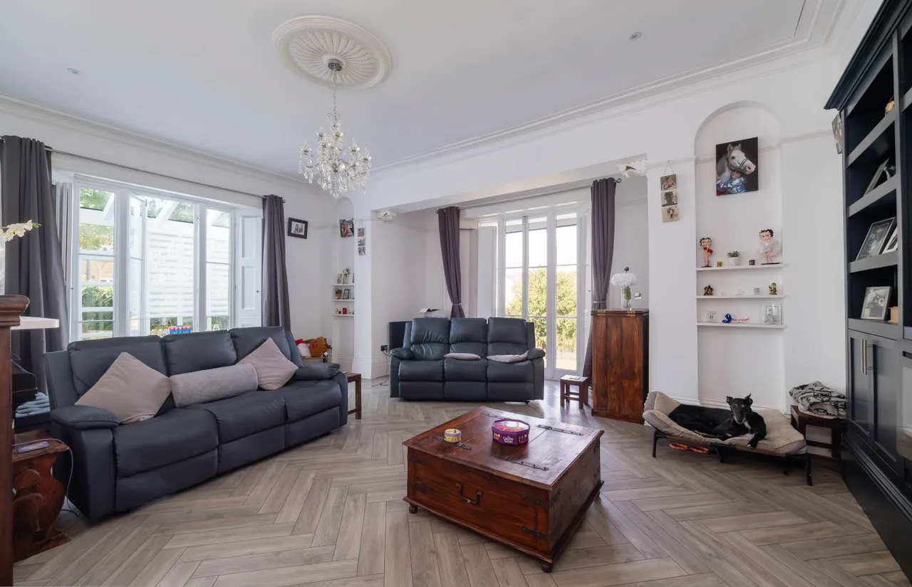 The Glebe, London, SE3, photo 4