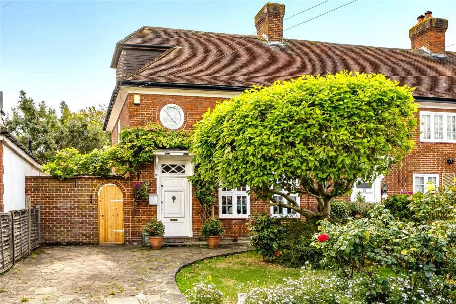 3 bed house for sale, St. Georges Road, Wallington, SM6