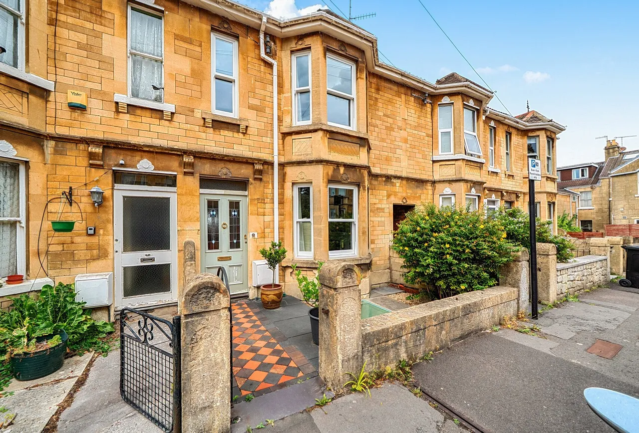 4 bed house for sale — Junction Avenue, Bath, BA2 3NJ