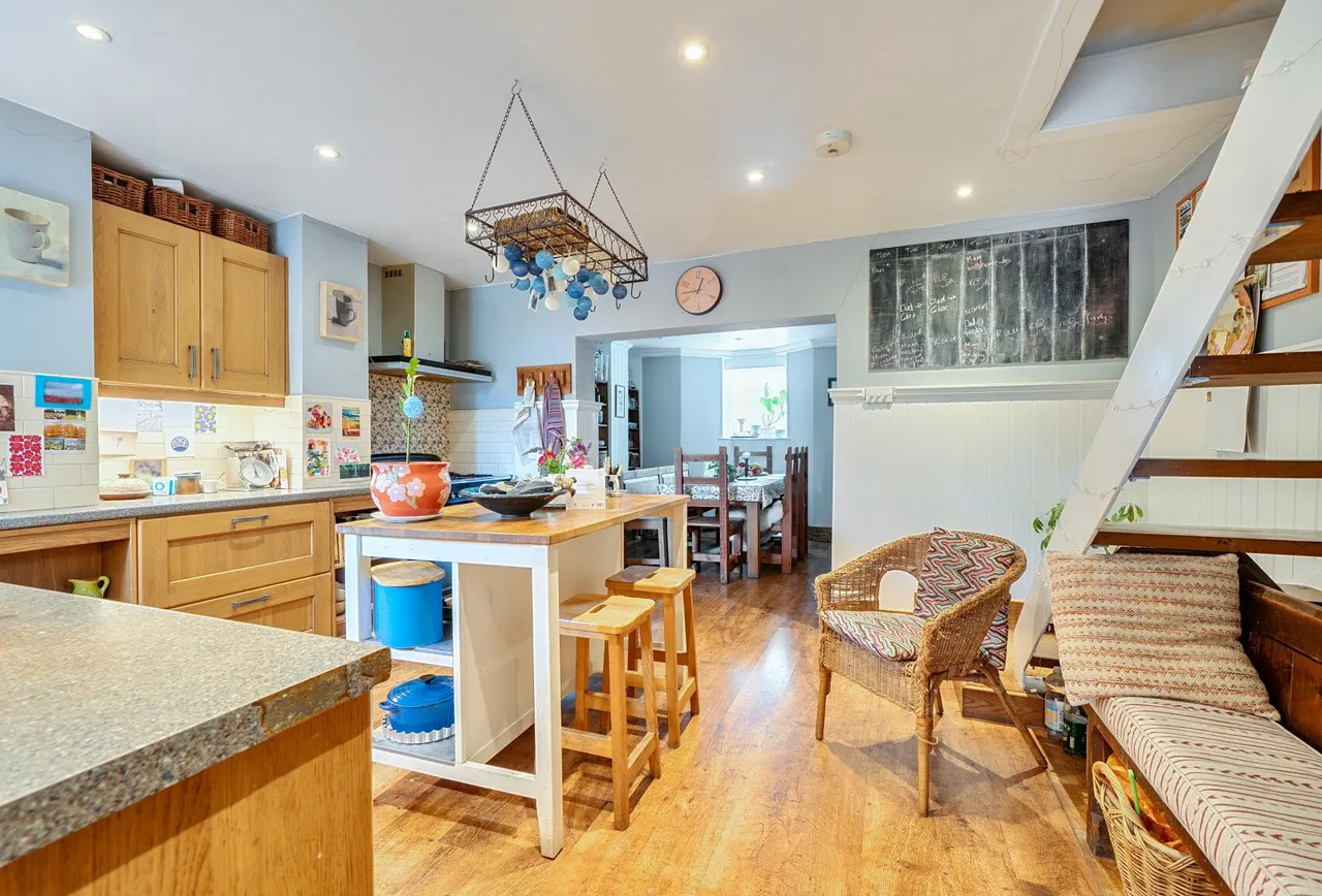Junction Avenue, Bath, BA2 3NJ, photo 12