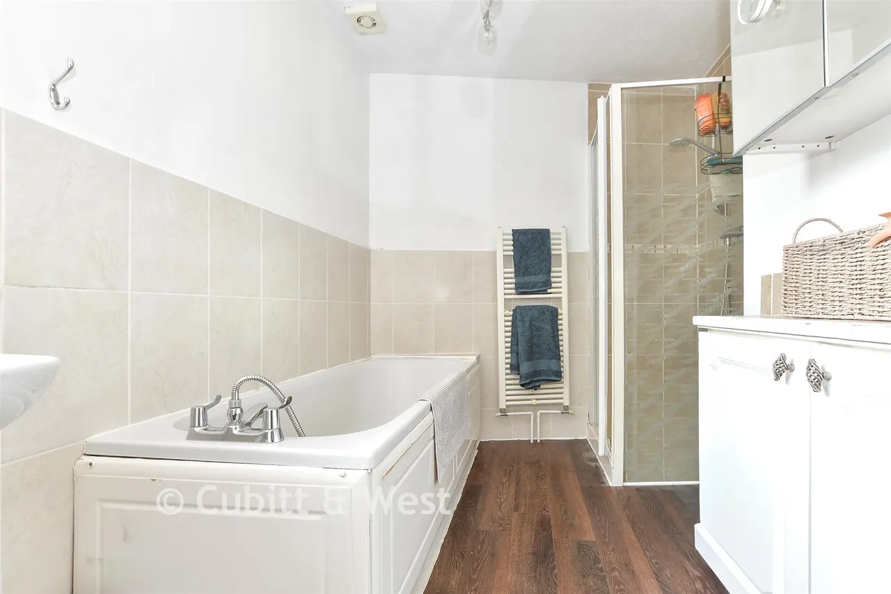 Pineham Copse, Haywards Heath, RH16, photo 12