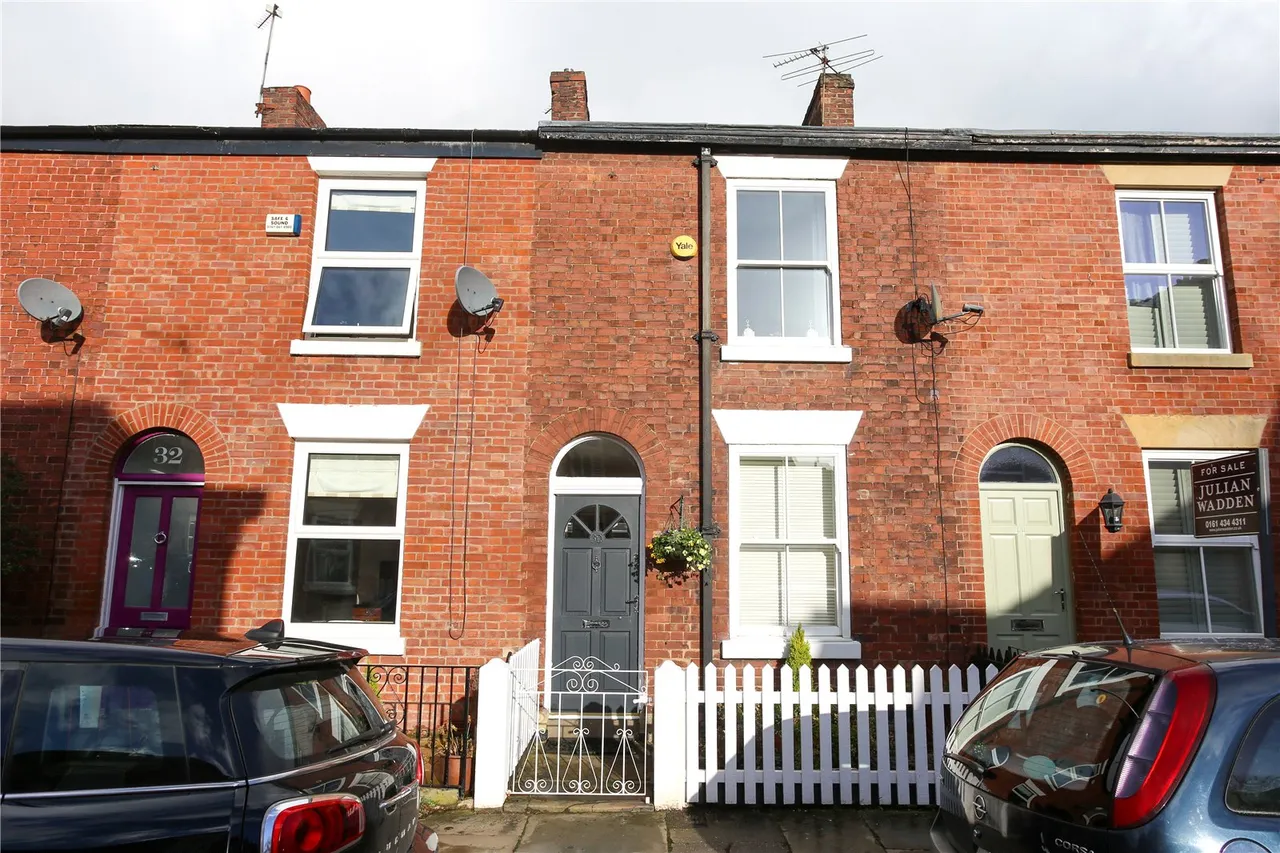 2 bed house for sale, Didsbury, Manchester, M20
