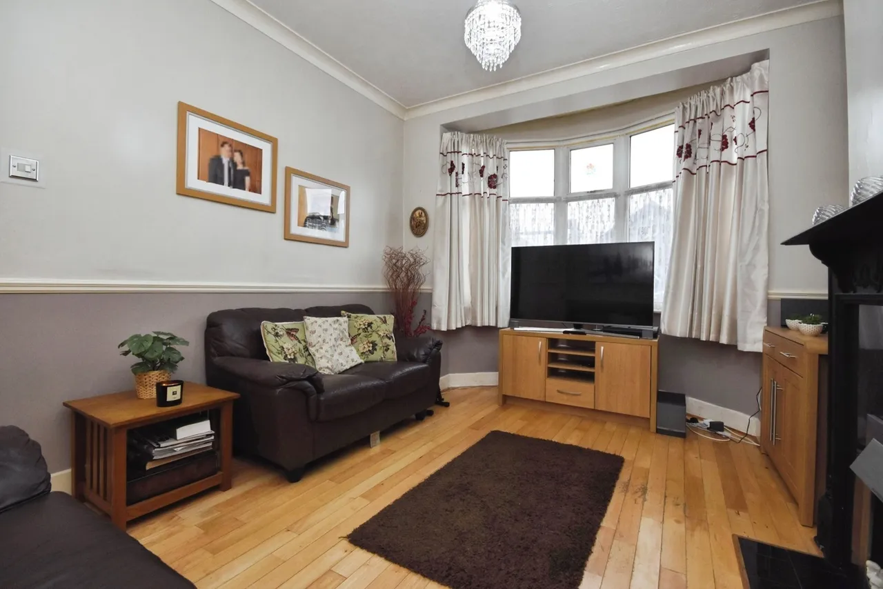 Fairfax Drive, Westcliff-On-Sea, Essex, SS0, photo 8