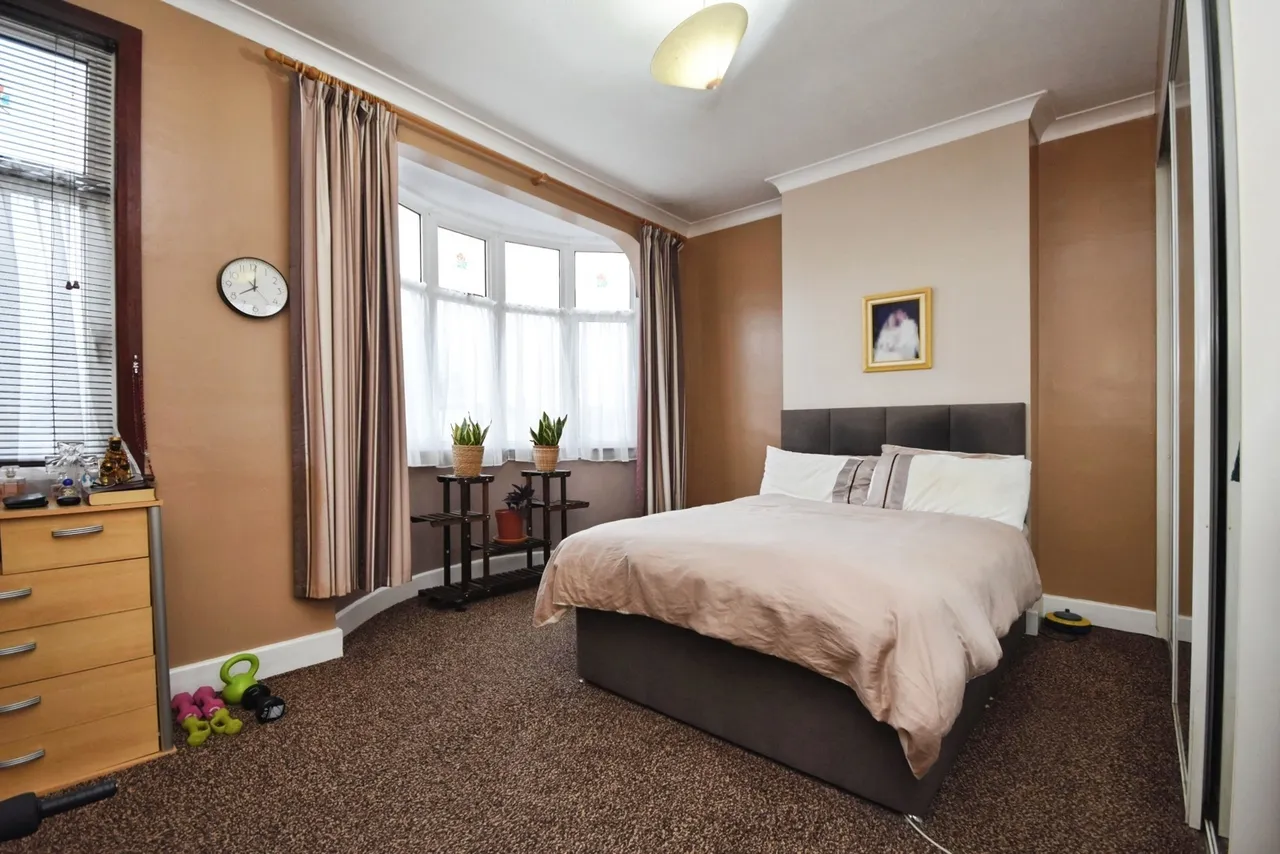 Fairfax Drive, Westcliff-On-Sea, Essex, SS0, photo 9