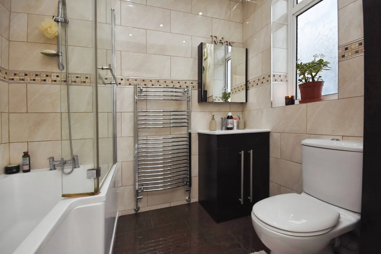 Fairfax Drive, Westcliff-On-Sea, Essex, SS0, photo 5