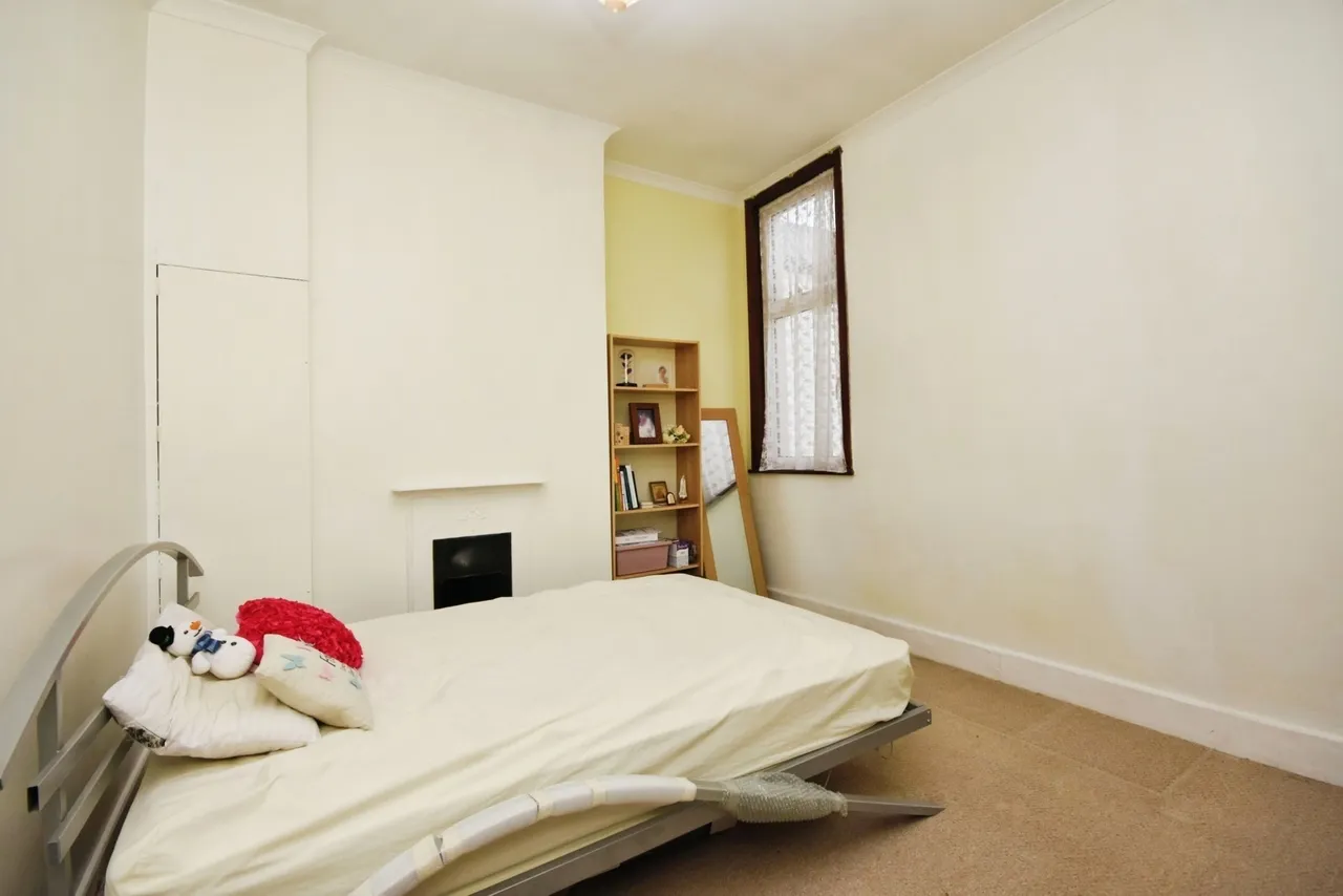 Fairfax Drive, Westcliff-On-Sea, Essex, SS0, photo 12