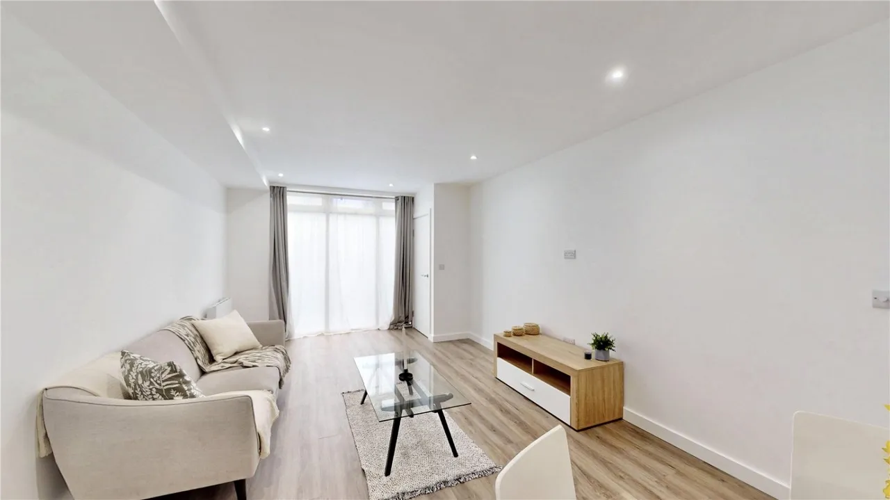 Palmers Road, London, E2, photo 2