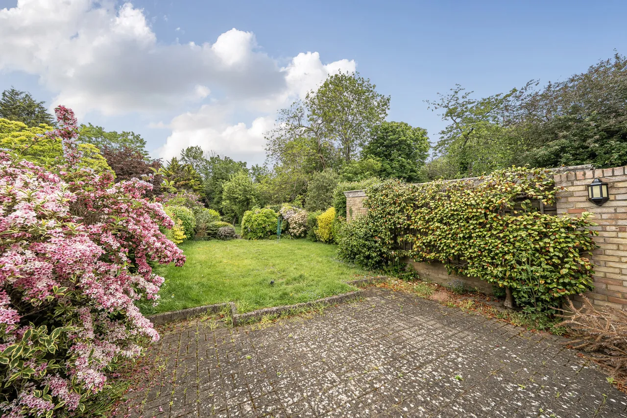 Uxbridge Road, Pinner, HA5, photo 4