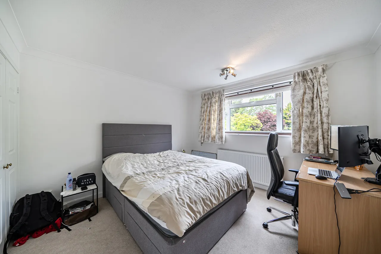 Uxbridge Road, Pinner, HA5, photo 7