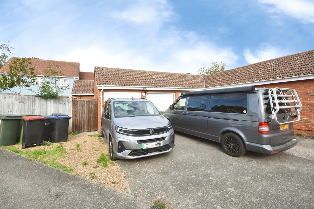 Mary Ruck Way, Black Notley, CM77, photo 16