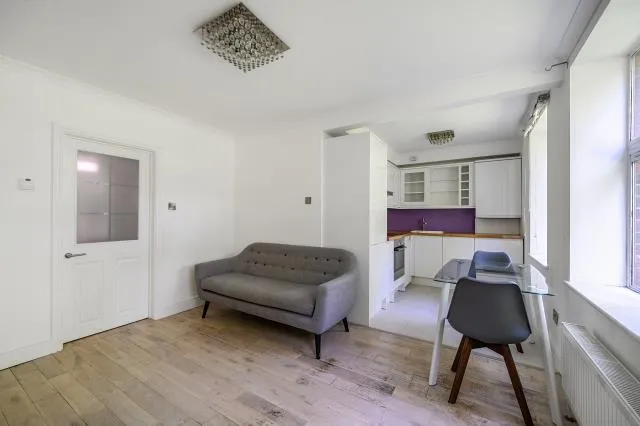 Grimshaw Close, London, N6, photo 2