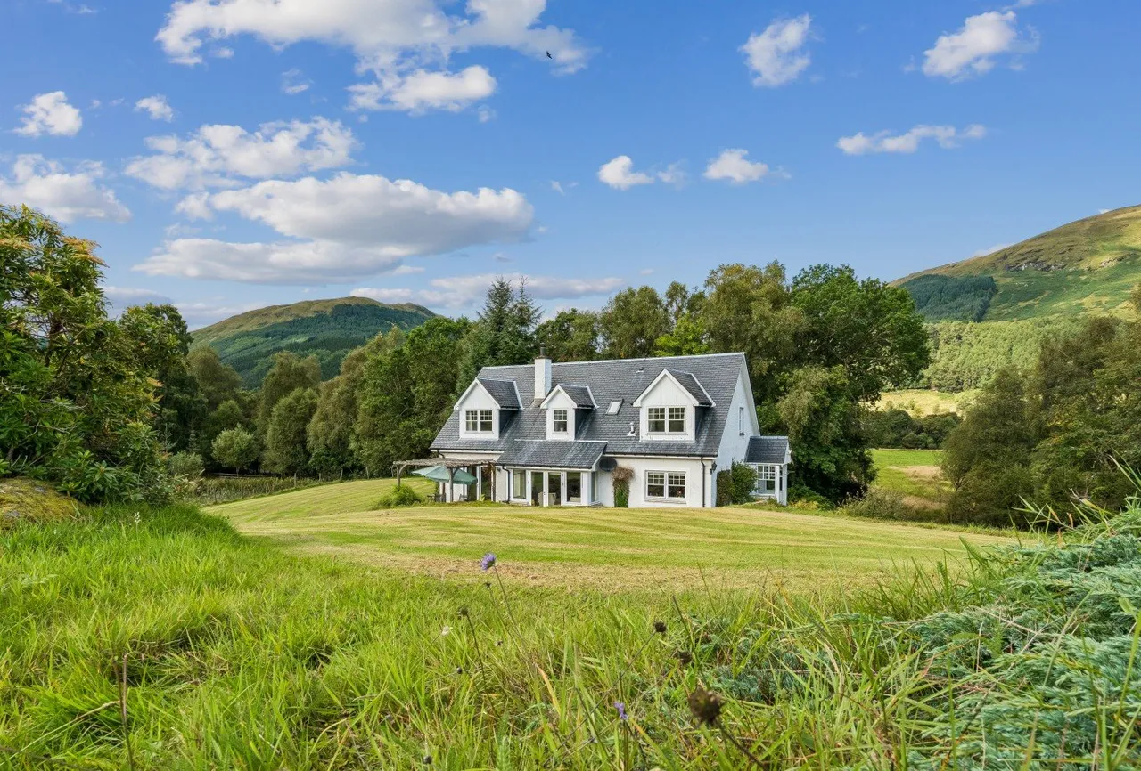 4 bed house for sale, Balquhidder, Lochearnhead, FK19
