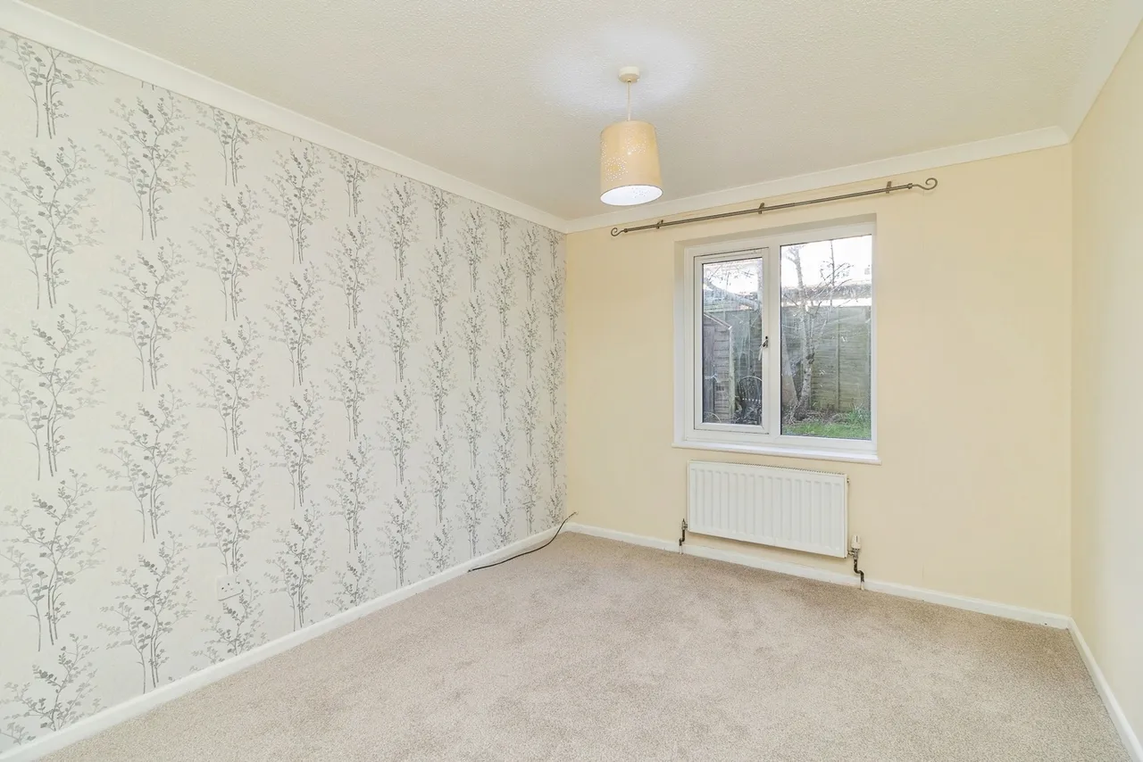 Mayer Gardens, Shenley Lodge, Milton Keynes, Buckinghamshire, MK5, photo 9