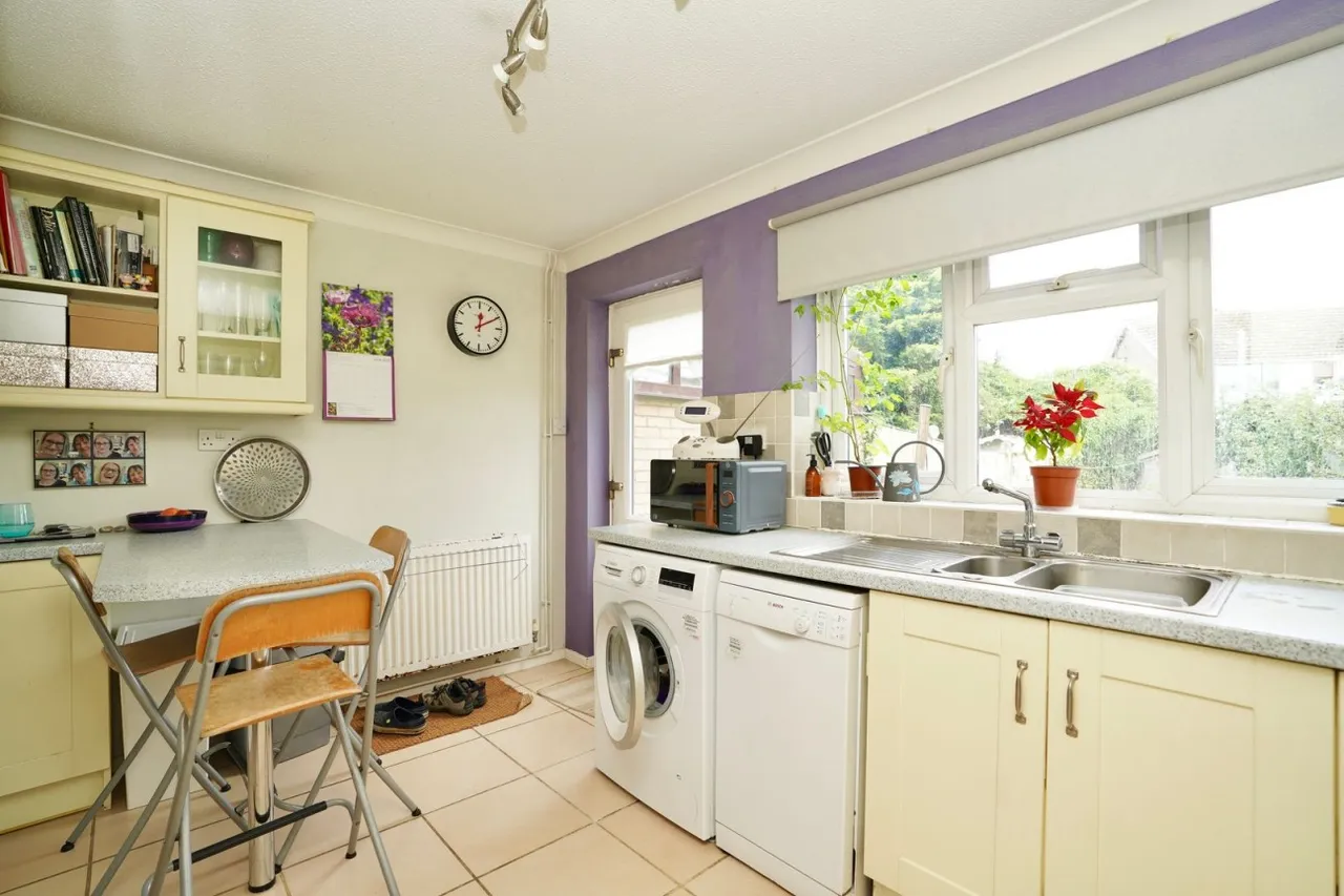 Manor Close, Buckden, PE19, photo 5