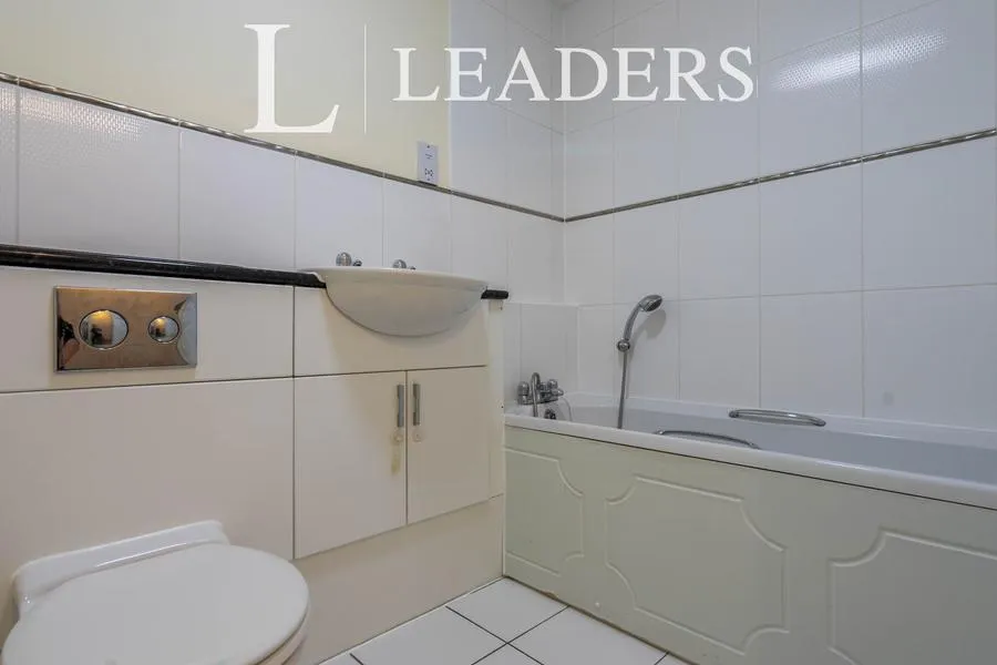 Woodcote House, Updown Hill, RH16, photo 9