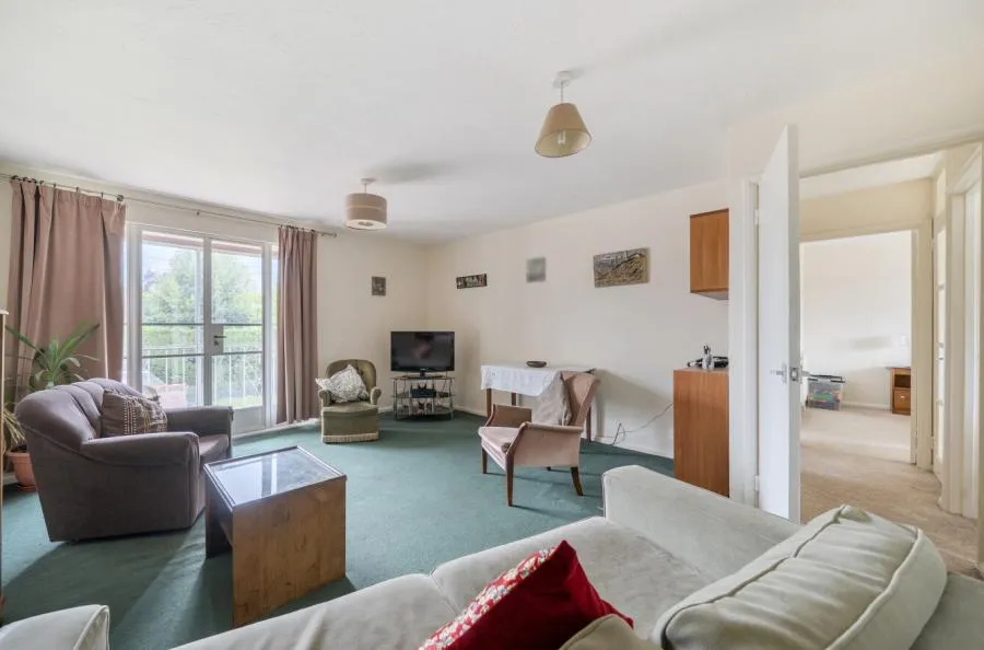 Battys Barn Close, Wokingham, RG40, photo 2