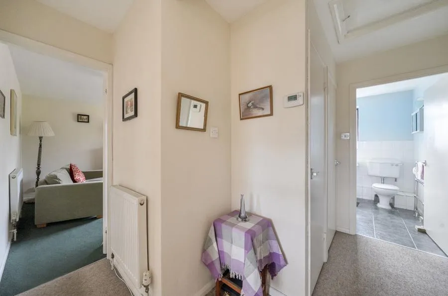 Battys Barn Close, Wokingham, RG40, photo 14