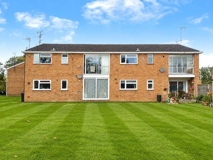 Battys Barn Close, Wokingham, RG40, photo 10