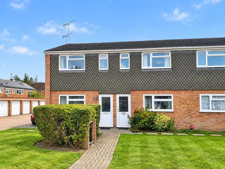Battys Barn Close, Wokingham, RG40, photo 19