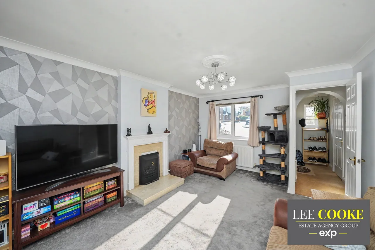 Ferndale Drive, Priorslee, TF2, photo 9