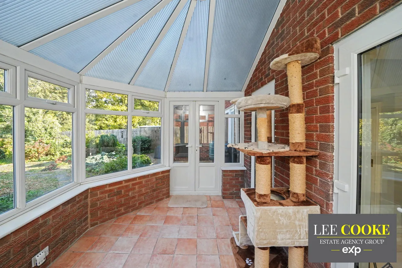 Ferndale Drive, Priorslee, TF2, photo 17