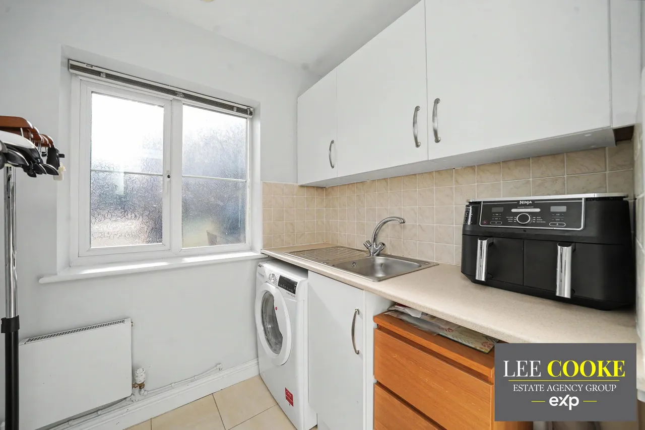 Ferndale Drive, Priorslee, TF2, photo 20