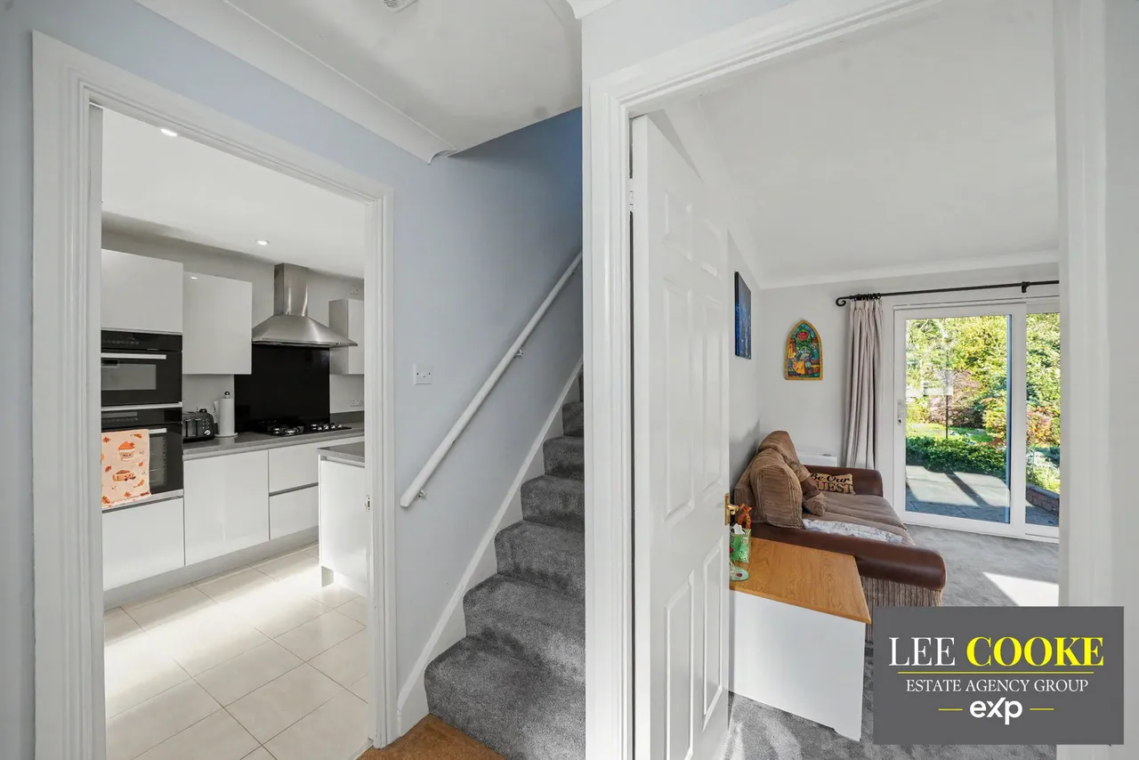 Ferndale Drive, Priorslee, TF2, photo 6