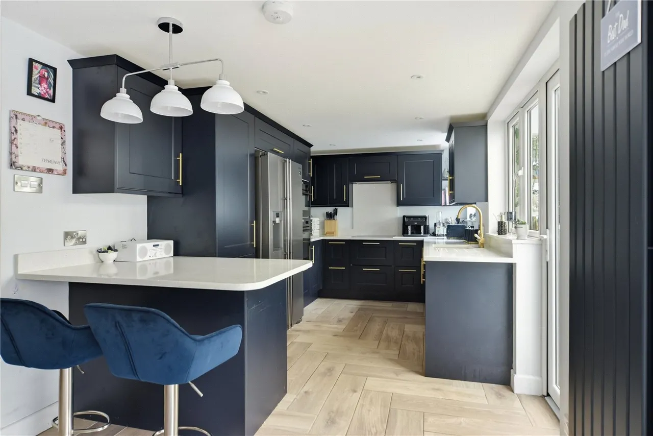 Evesham Road, Stratford-upon-Avon, Warwickshire, CV37, photo 5