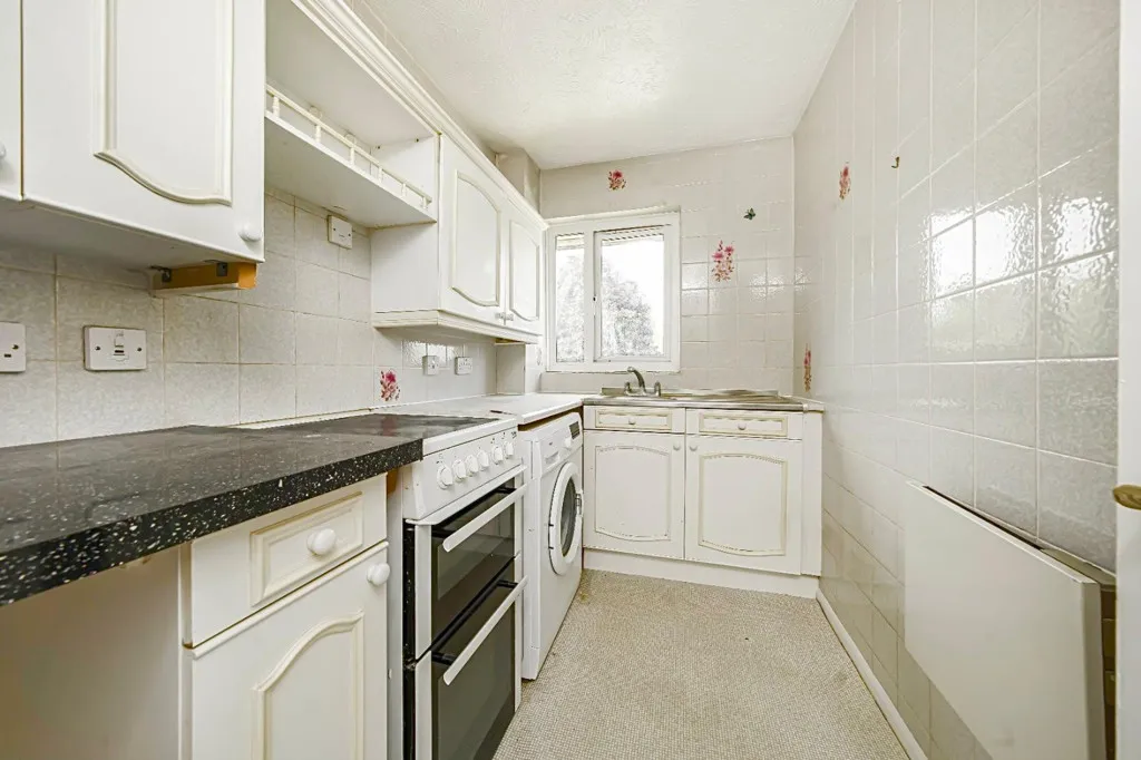 Magnolia Court, Auriol Drive, UB10, photo 11
