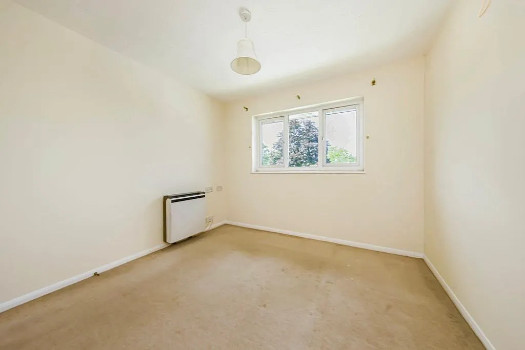 Magnolia Court, Auriol Drive, UB10, photo 5