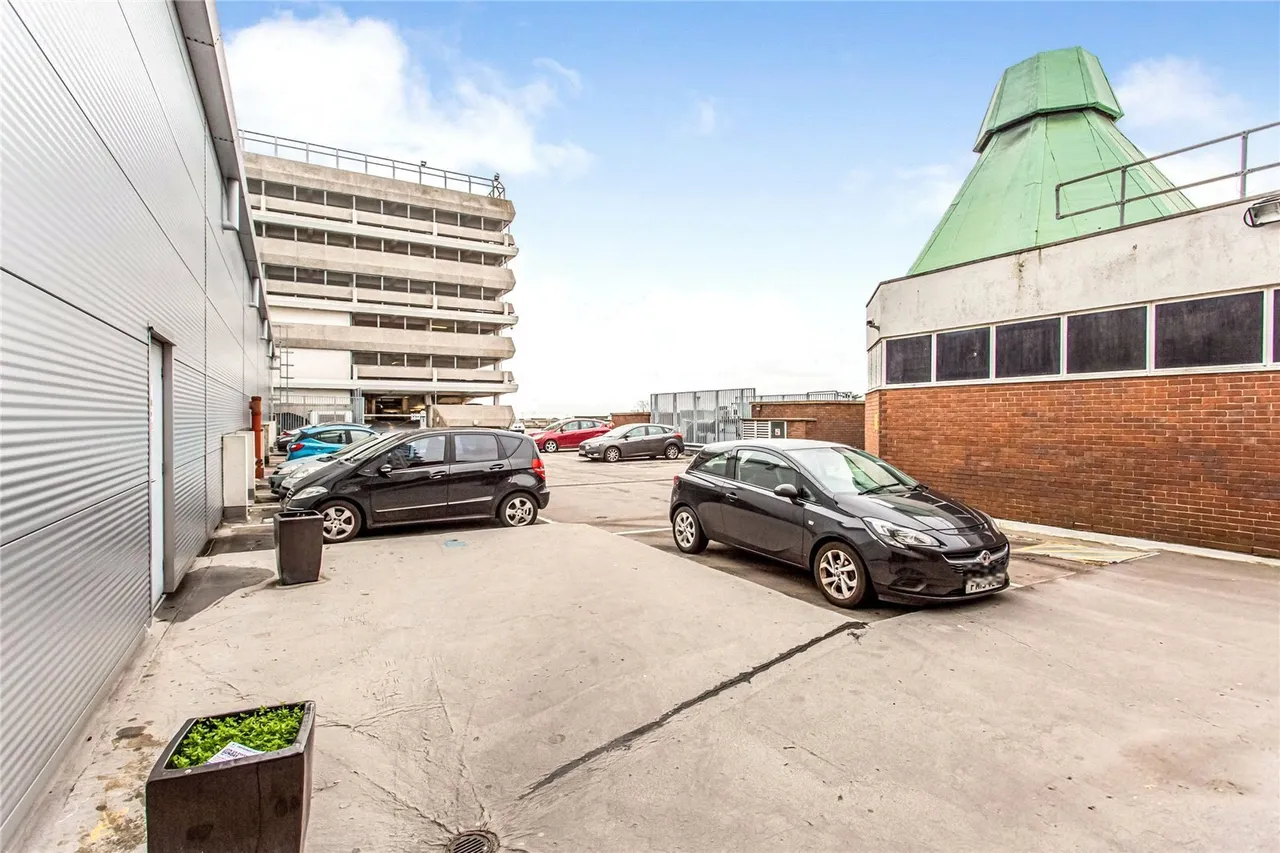 Chartwell Plaza, 9 Southchurch Road, Southend-On-, Essex, SS1, photo 10