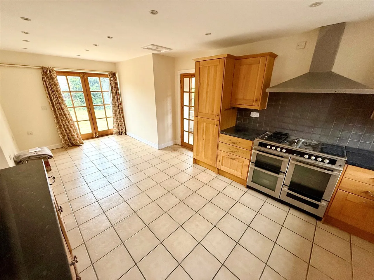 Parkes Passage, Stourport-on-Severn, Worcestershire, DY13 9EA, photo 2