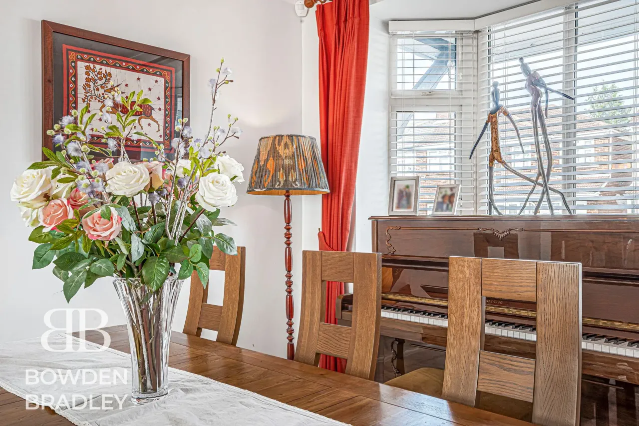 Lord Avenue, Clayhall, IG5, photo 44